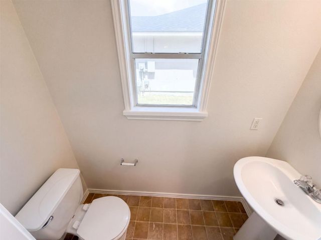101 Gillespie LN, Elgin, TX 78621