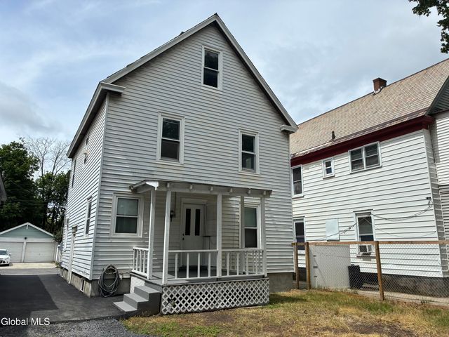 963 Maple Avenue, Schenectady, NY 12307