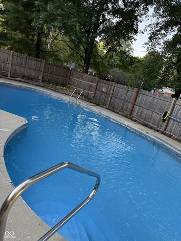 3627 Thorncrest Drive, Indianapolis, IN 46234