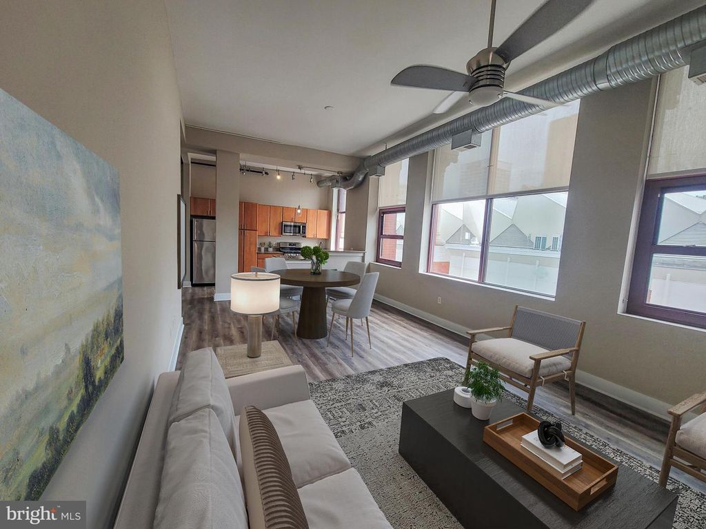 Image 11 of property listing at 22 S HOWARD ST #501, Baltimore, MD 21201