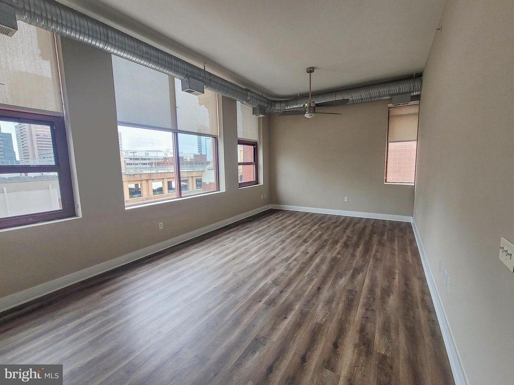 Image 14 of property listing at 22 S HOWARD ST #501, Baltimore, MD 21201