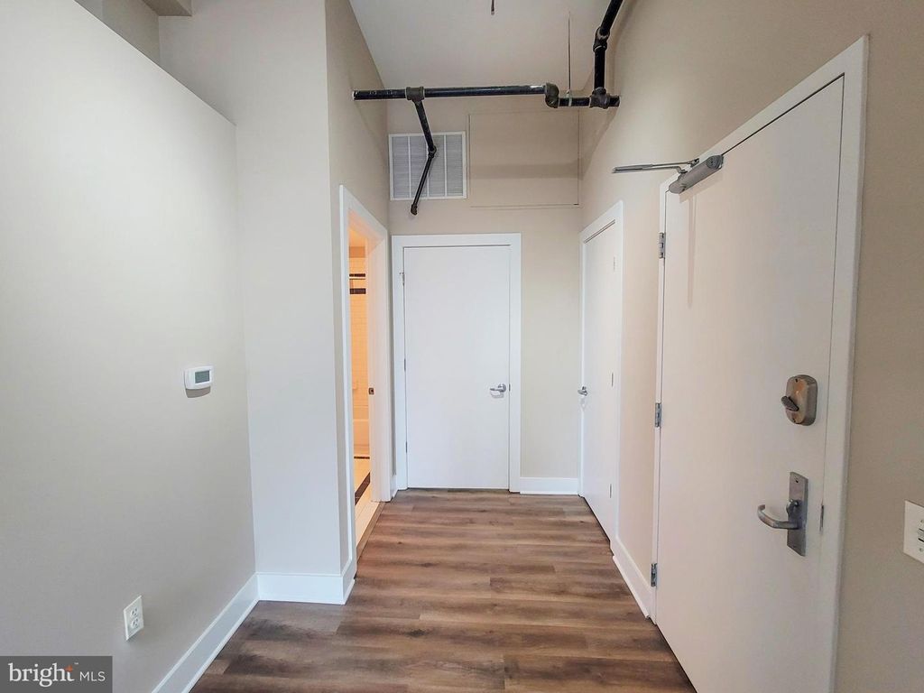 Image 5 of property listing at 22 S HOWARD ST #501, Baltimore, MD 21201