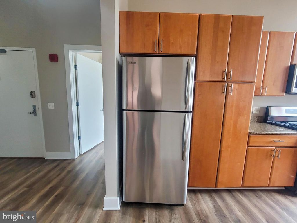 Image 7 of property listing at 22 S HOWARD ST #501, Baltimore, MD 21201