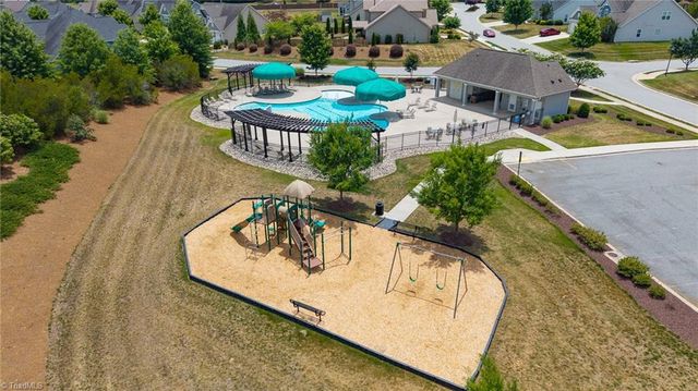6017 Stone Valley Way, Greensboro, NC 27455