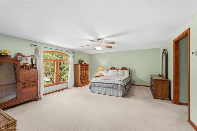 3965 Laurel Glenn Drive, Broadview Heights, OH 44147