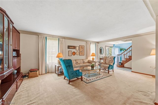 3965 Laurel Glenn Drive, Broadview Heights, OH 44147