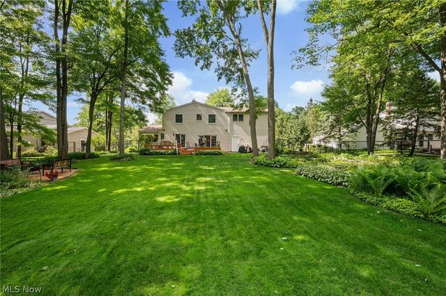 3965 Laurel Glenn Drive, Broadview Heights, OH 44147