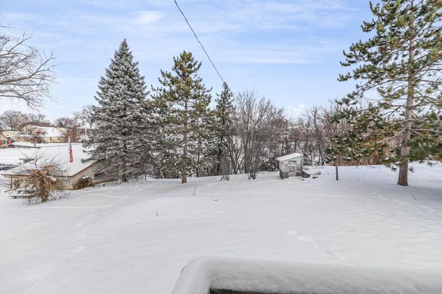 1050 Sturtevant Street, Red Wing, MN 55066