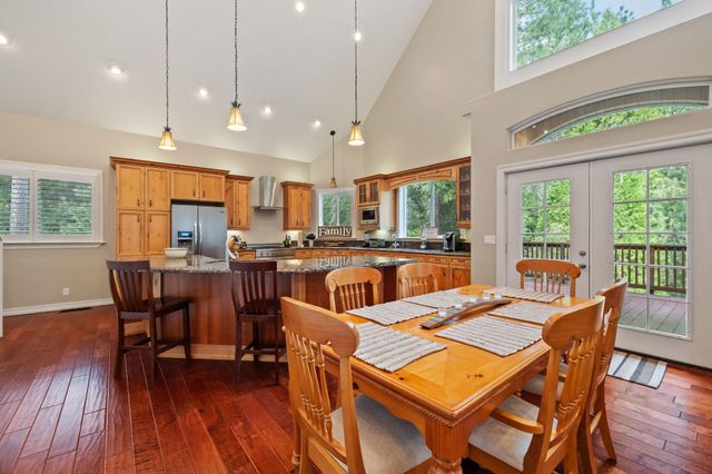 20015 Pine Mountain Drive, Groveland, CA 95321