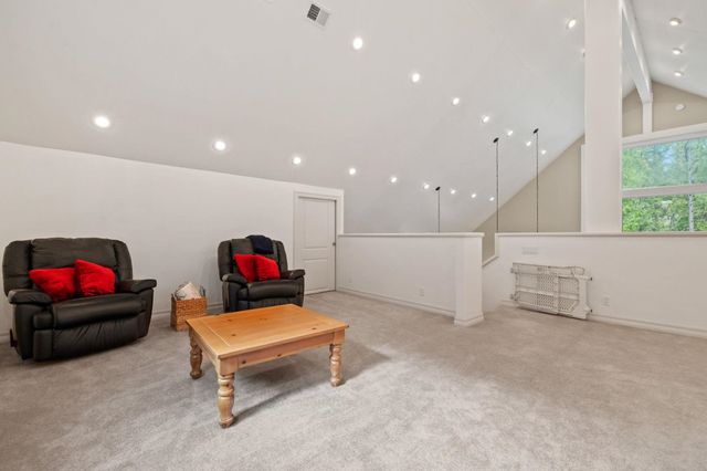 20015 Pine Mountain Drive, Groveland, CA 95321