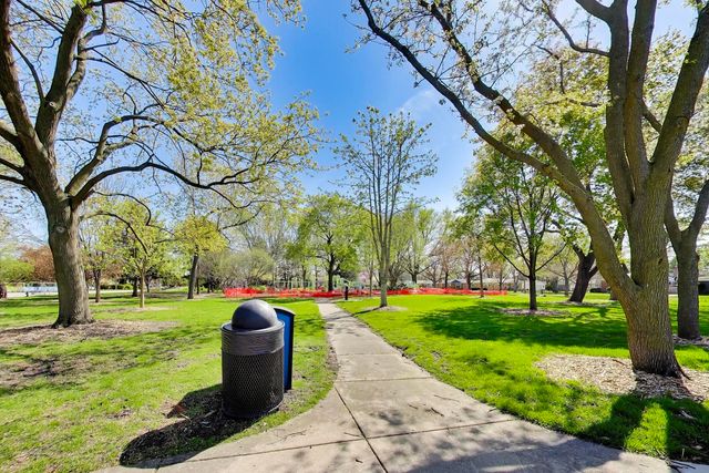 4050 Church Street, Skokie, IL 60076
