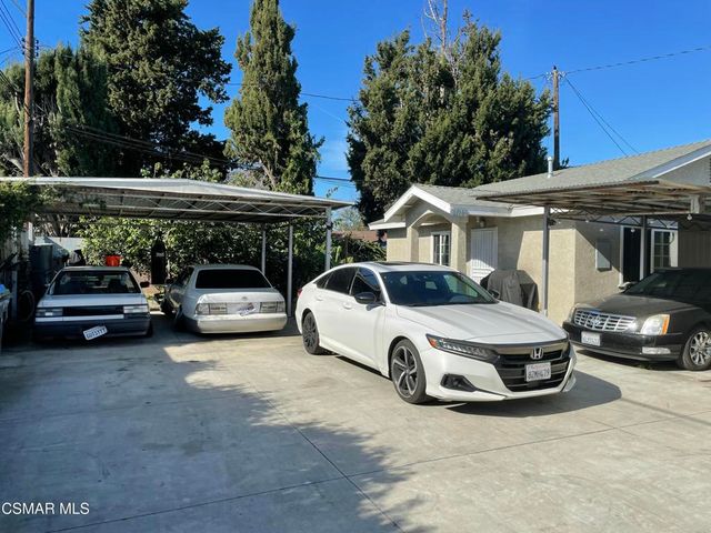842 S Corta Drive, Santa Ana, CA 92704