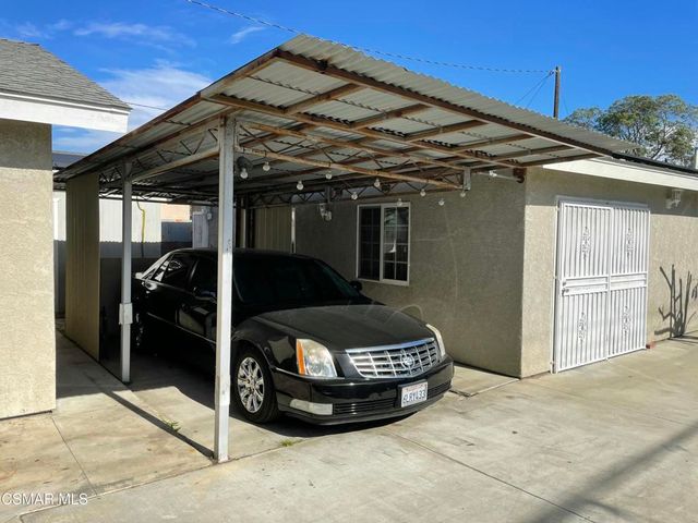 842 S Corta Drive, Santa Ana, CA 92704