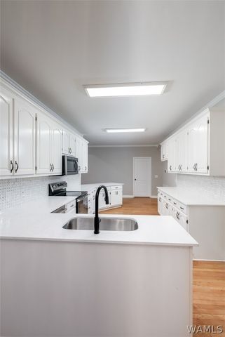 4434 Plumtree, Tuscaloosa, AL 35405