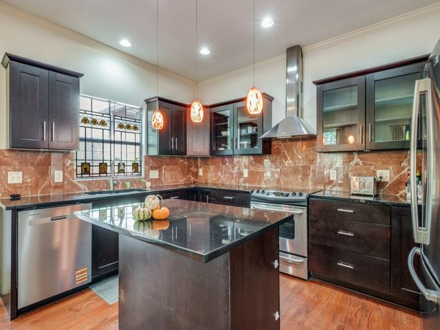 6723 Santa Fe Avenue, Dallas, TX 75223