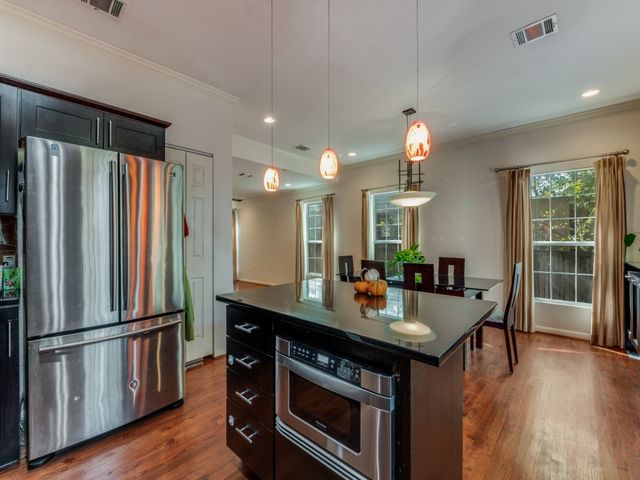 6723 Santa Fe Avenue, Dallas, TX 75223