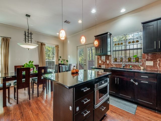 6723 Santa Fe Avenue, Dallas, TX 75223