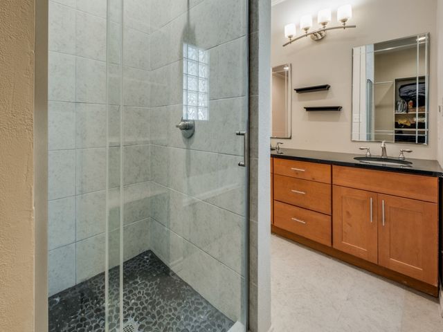 6723 Santa Fe Avenue, Dallas, TX 75223