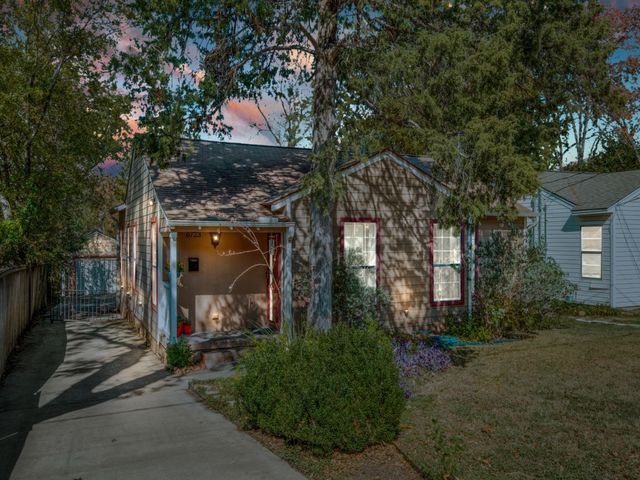 6723 Santa Fe Avenue, Dallas, TX 75223