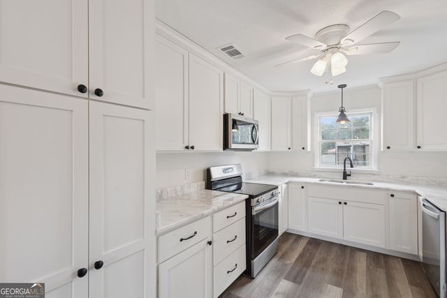 208 Nesmith Way, Statesboro, GA 30458