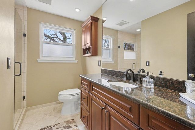 37781 Ladywood, Livonia, MI 48154