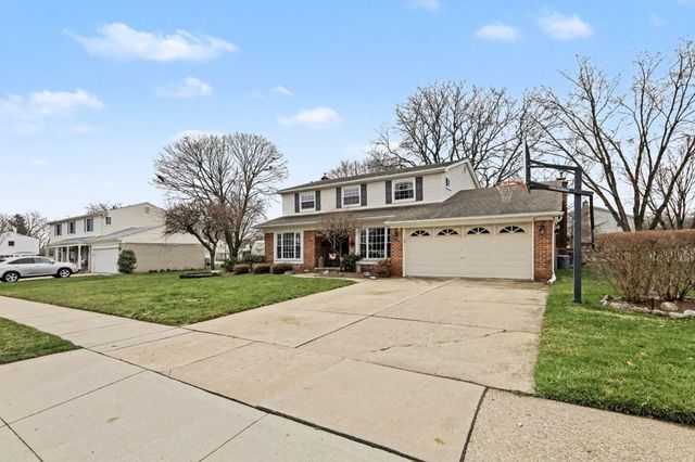 37781 Ladywood, Livonia, MI 48154