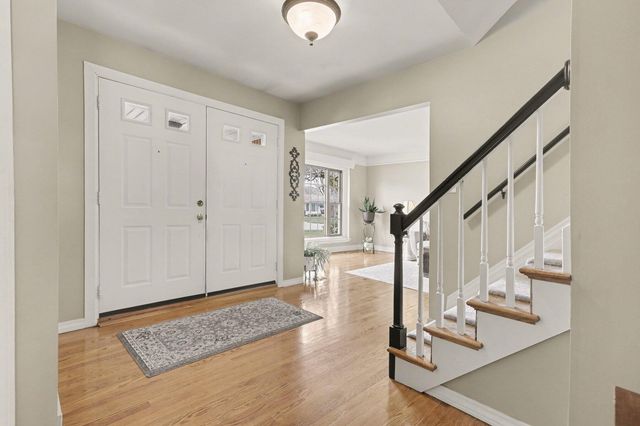 37781 Ladywood, Livonia, MI 48154