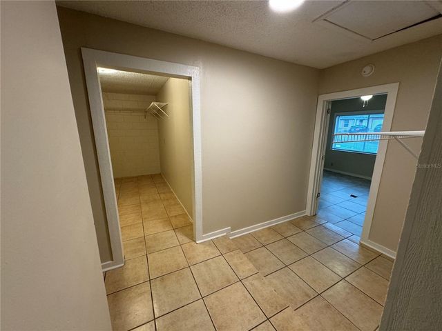 231 N DISSTON AVENUE, Clermont, FL 34711