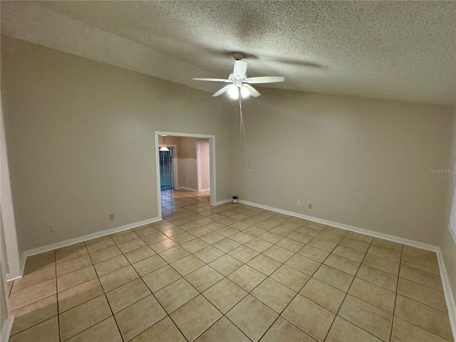 231 N DISSTON AVENUE, Clermont, FL 34711