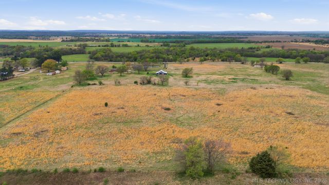 18760 52 Highway, Morris, OK 74445