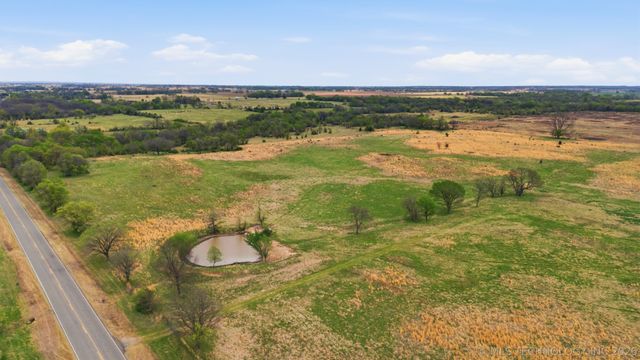 18760 52 Highway, Morris, OK 74445
