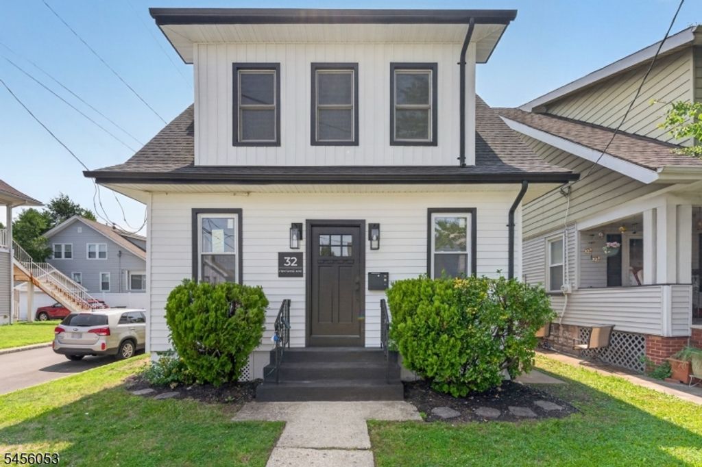32 Fontaine Ave, Bloomfield Twp., NJ 07003 — exterior