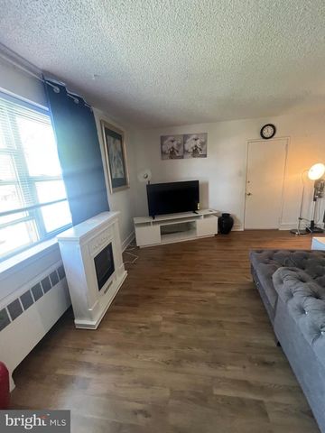 507 E 22ND ST, Chester, PA 19013