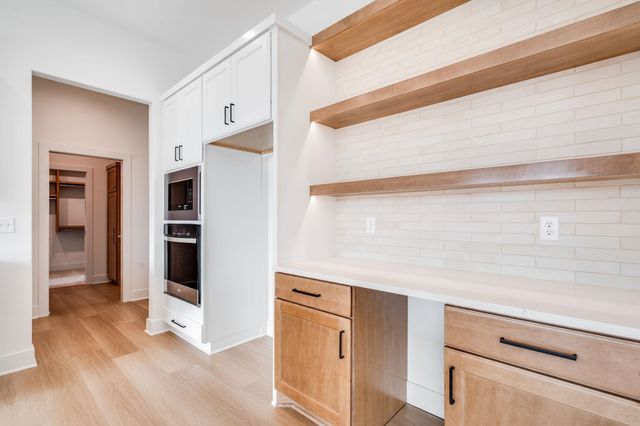 9639 W Kollmeyer St, Maize, KS 67101