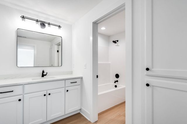 9639 W Kollmeyer St, Maize, KS 67101