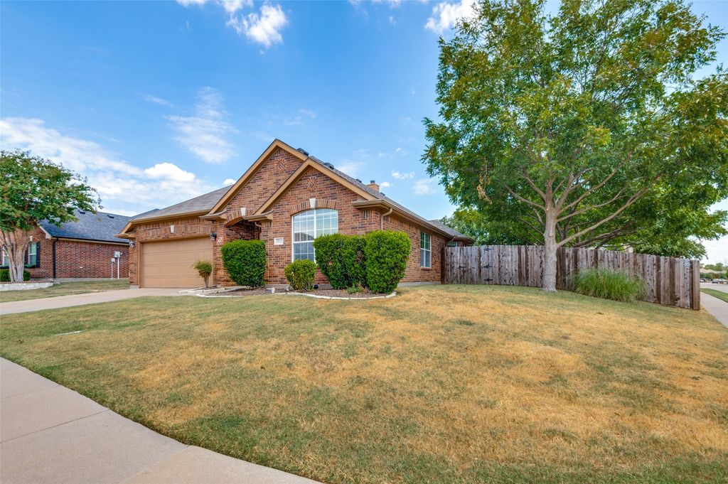 3018 Ashlawn Court, Midlothian, TX 76065 — photo 2