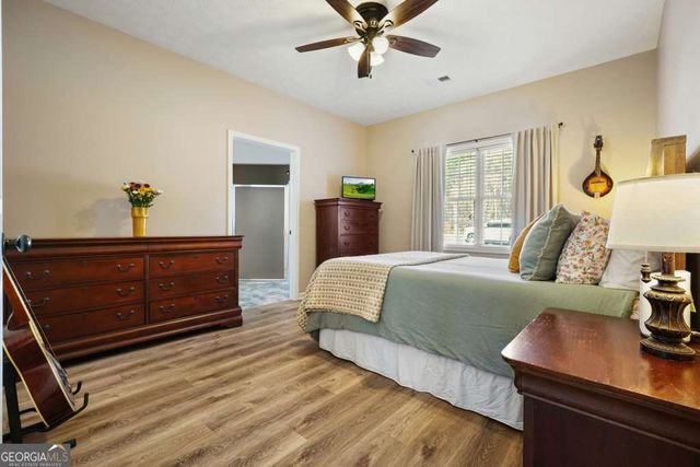 56 Greatwood Drive, White, GA 30184