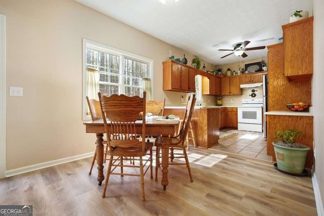 56 Greatwood Drive, White, GA 30184