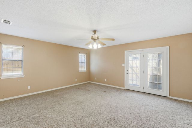 1702 Sully Court, Stephenville, TX 76401