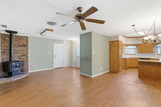 1702 Sully Court, Stephenville, TX 76401