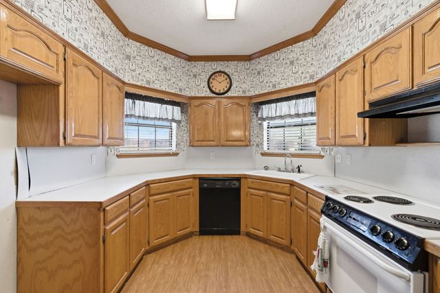 1702 Sully Court, Stephenville, TX 76401