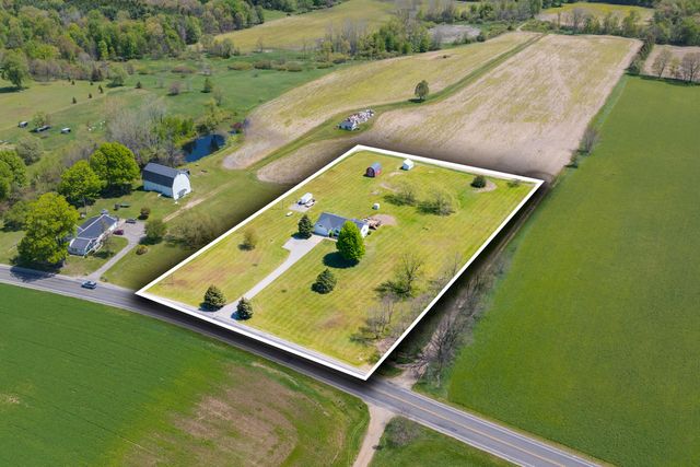 3565 4th Street, Wayland Twp, MI 49348
