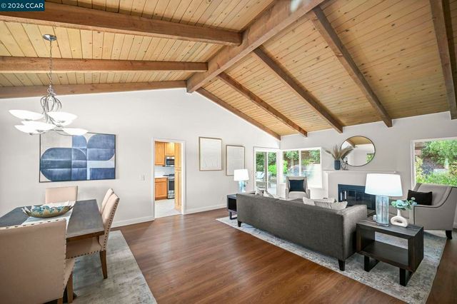 737 Sunflower Ct, Concord, CA 94518