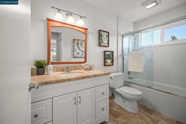737 Sunflower Ct, Concord, CA 94518