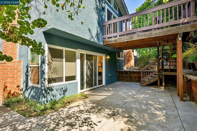 737 Sunflower Ct, Concord, CA 94518