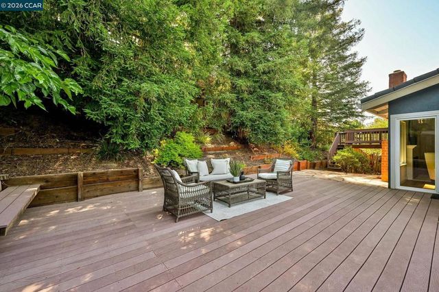 737 Sunflower Ct, Concord, CA 94518
