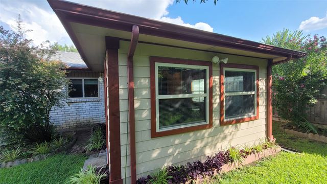 10207 Sweet Gum Street, Dallas, TX 75249