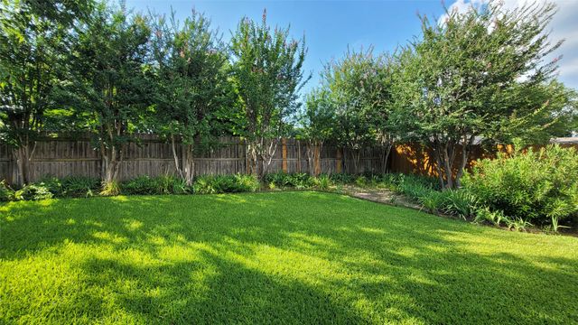 10207 Sweet Gum Street, Dallas, TX 75249