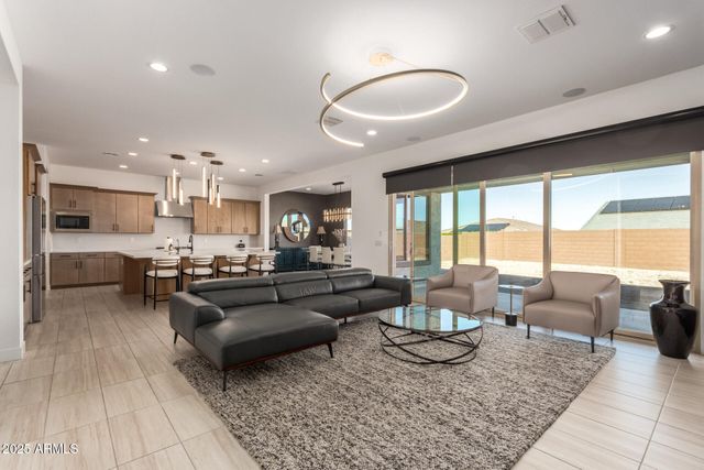 3420 E Harwell Road, Phoenix, AZ 85042