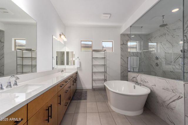 3420 E Harwell Road, Phoenix, AZ 85042